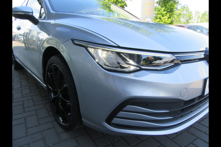 Volkswagen GOLF Variant 1.0 eTSI DSG Life, Navigatie, Camera, Standverw. 18 Inch