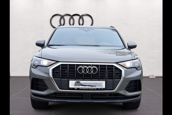 Audi Q3 45 TFSI e ** VIRTUAL, BRUIN LEDER, PANORAMA, APPLE, 18-inch LMV, ALLWETTER BND  ** 1e EIG - UNFALLFREI ** ** INFORMEER OOK NAAR ONZE AANTREKKELIJKE FINANCIAL-LEASE TARIEVEN **