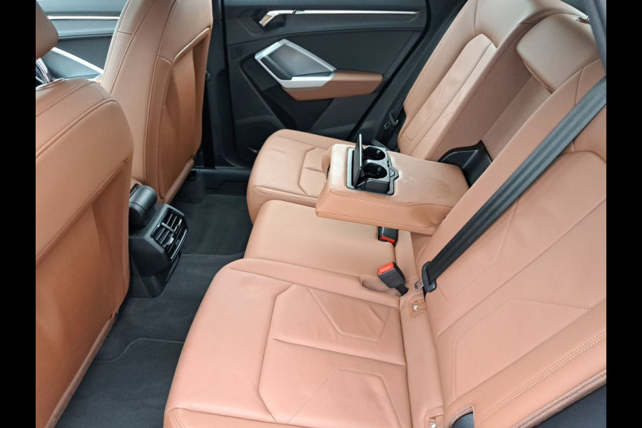 Audi Q3 45 TFSI e ** VIRTUAL, BRUIN LEDER, PANORAMA, APPLE, 18-inch LMV, ALLWETTER BND  ** 1e EIG - UNFALLFREI ** ** INFORMEER OOK NAAR ONZE AANTREKKELIJKE FINANCIAL-LEASE TARIEVEN **