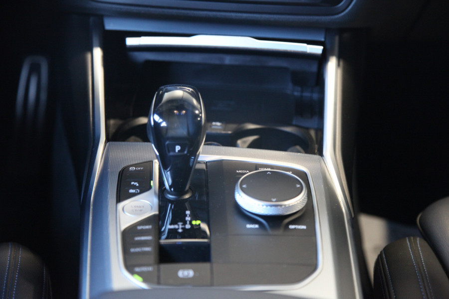 BMW 3 Serie Touring 330e High Executive M Sport Hifi BTW