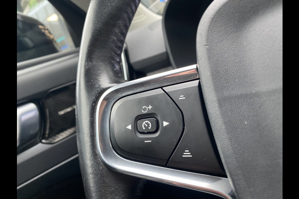 Volvo XC40 2.0 T4 Momentum Navigatie Full-led Trekhaak