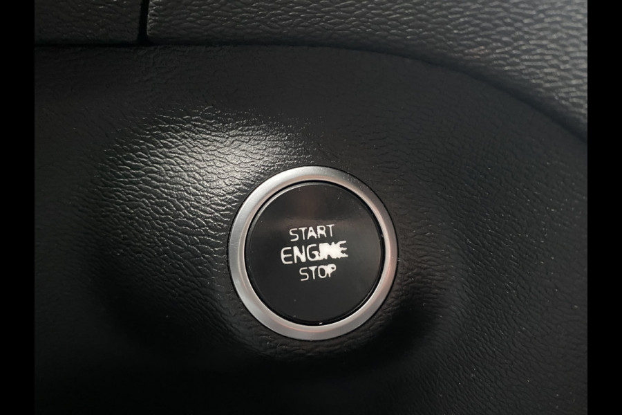 Volvo XC40 2.0 T4 Momentum Navigatie Full-led Trekhaak