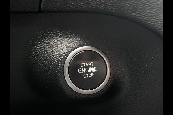 Volvo XC40 2.0 T4 Momentum Navigatie Full-led Trekhaak