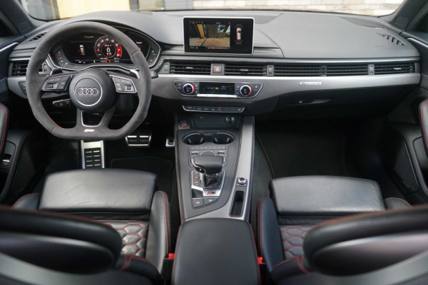 Audi RS4 Avant RS 4 2.9 TFSI Quattro Avant 450PK