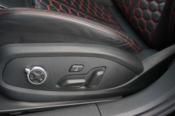 Audi RS4 Avant RS 4 2.9 TFSI Quattro Avant 450PK