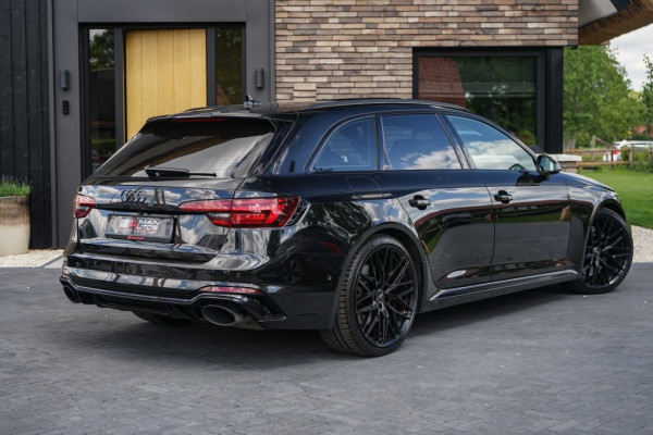 Audi RS4 Avant RS 4 2.9 TFSI Quattro Avant 450PK