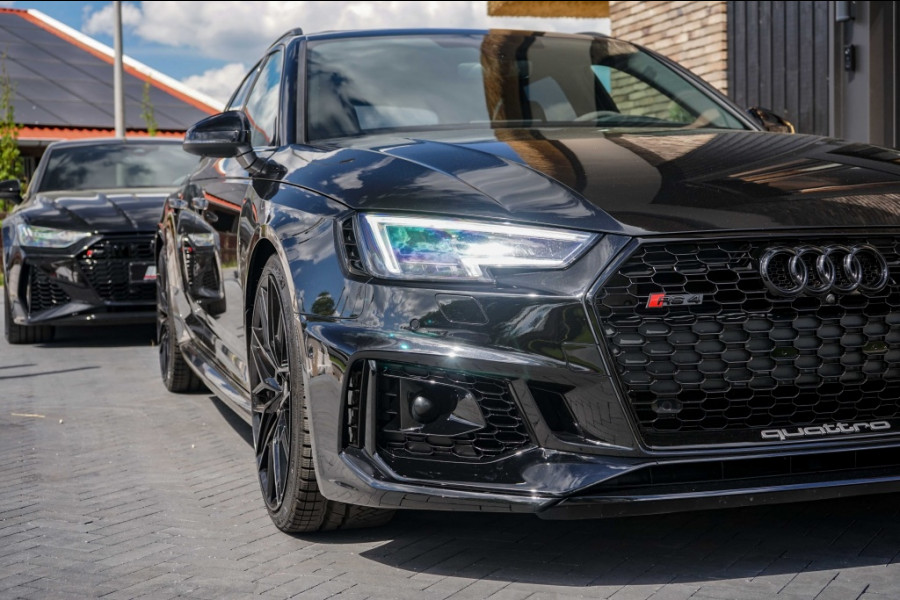 Audi RS4 Avant RS 4 2.9 TFSI Quattro Avant 450PK