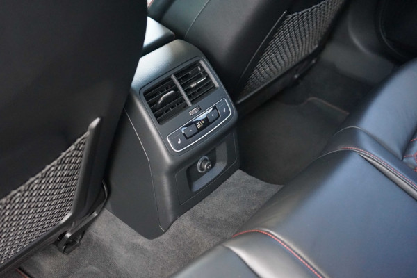 Audi RS4 Avant RS 4 2.9 TFSI Quattro Avant 450PK