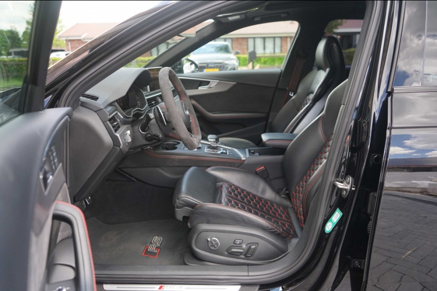 Audi RS4 Avant RS 4 2.9 TFSI Quattro Avant 450PK