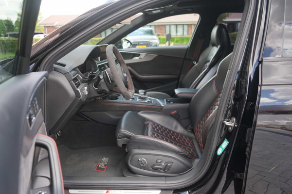 Audi RS4 Avant RS 4 2.9 TFSI Quattro Avant 450PK