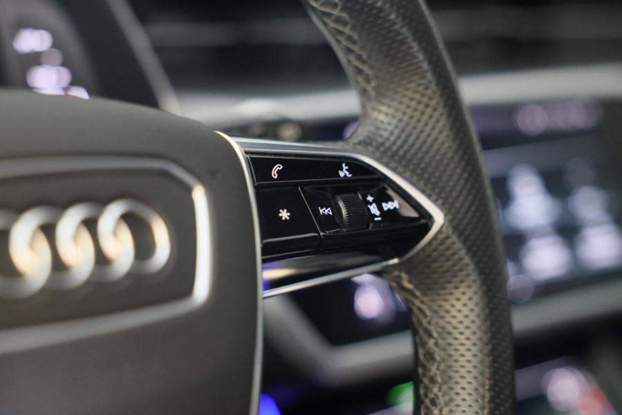 Audi A6 Avant 55 TFSI e Quattro S6 Look / AUT / Memory / 360 Camera / Elek Stoelen / Acc / Lane Assist / Pano / Matrix / 20 Inch