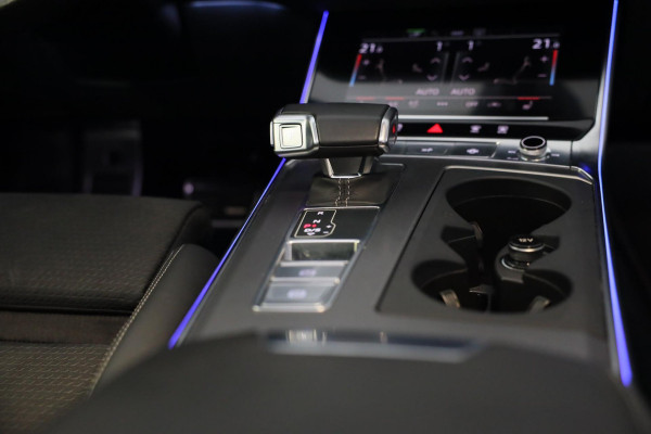 Audi A6 Avant 55 TFSI e Quattro S6 Look / AUT / Memory / 360 Camera / Elek Stoelen / Acc / Lane Assist / Pano / Matrix / 20 Inch