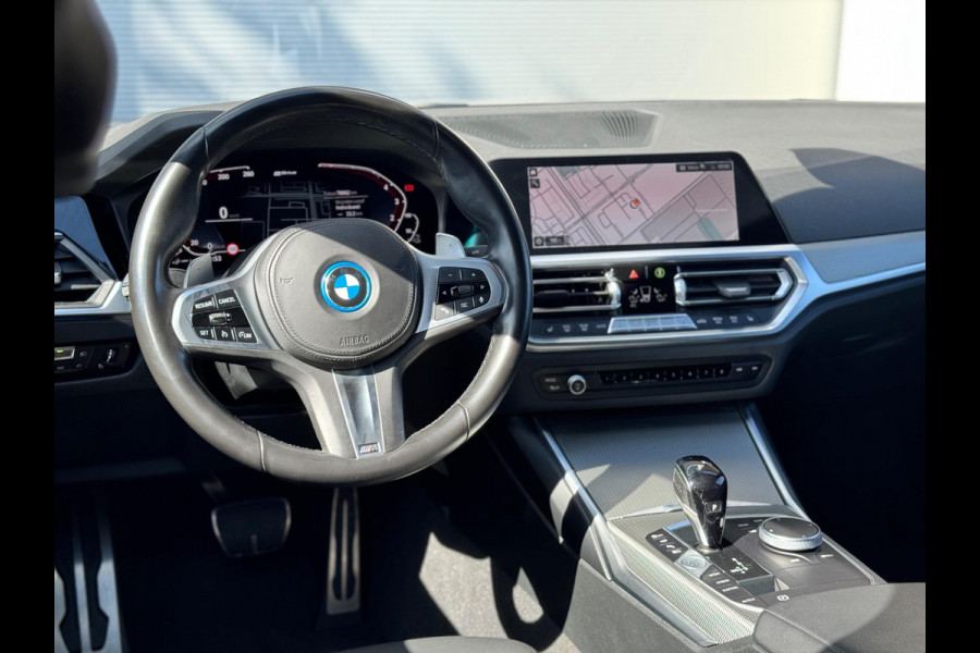 BMW 3-serie 330e M Sport Laser/360/HUD/Dodehoek