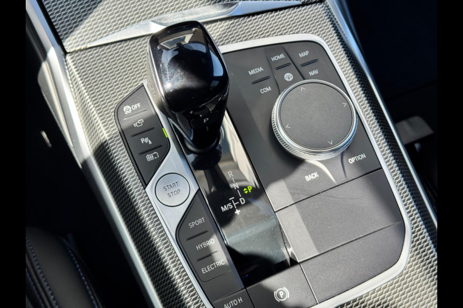 BMW 3-serie 330e M Sport Laser/360/HUD/Dodehoek