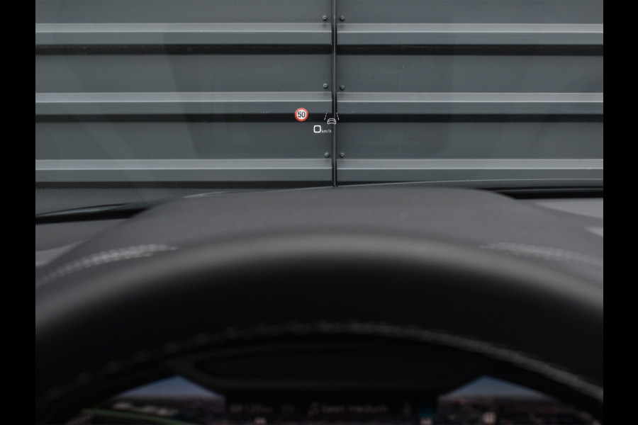 Audi Q8 55TFSI e QUATTRO PRO LINE S COMPETITION | S-SEATS | 24 INCH | PANORAMADAK | 4 WIEL BESTURING | B&O SOUND | HEAD-UP | LUCHTVERING