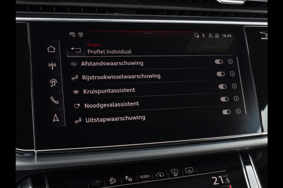 Audi Q8 55TFSI e QUATTRO PRO LINE S COMPETITION | S-SEATS | 24 INCH | PANORAMADAK | 4 WIEL BESTURING | B&O SOUND | HEAD-UP | LUCHTVERING