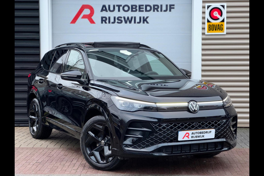 Volkswagen Tiguan 1.5 eTSI R-Line Pano/H&K/Camera/Dodehoek
