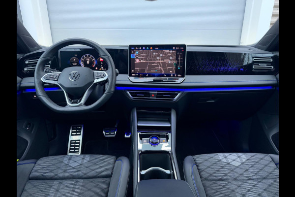 Volkswagen Tiguan 1.5 eTSI R-Line Pano/H&K/Camera/Dodehoek