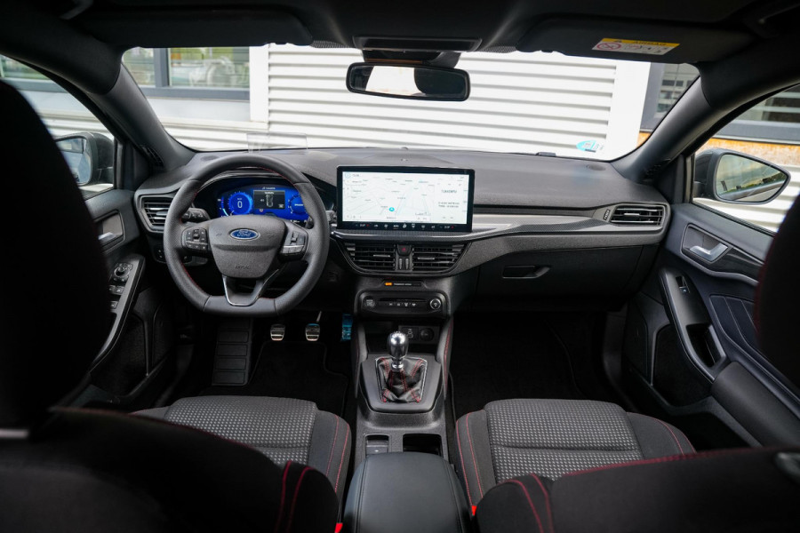 Ford Focus 1.0 EcoBoost Hybrid ST Line Camera Cruise Navigatie DAB+ Keyless