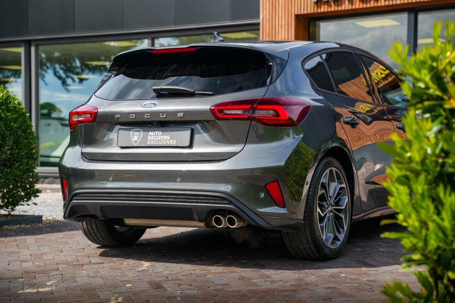 Ford Focus 1.0 EcoBoost Hybrid ST Line Camera Cruise Navigatie DAB+ Keyless