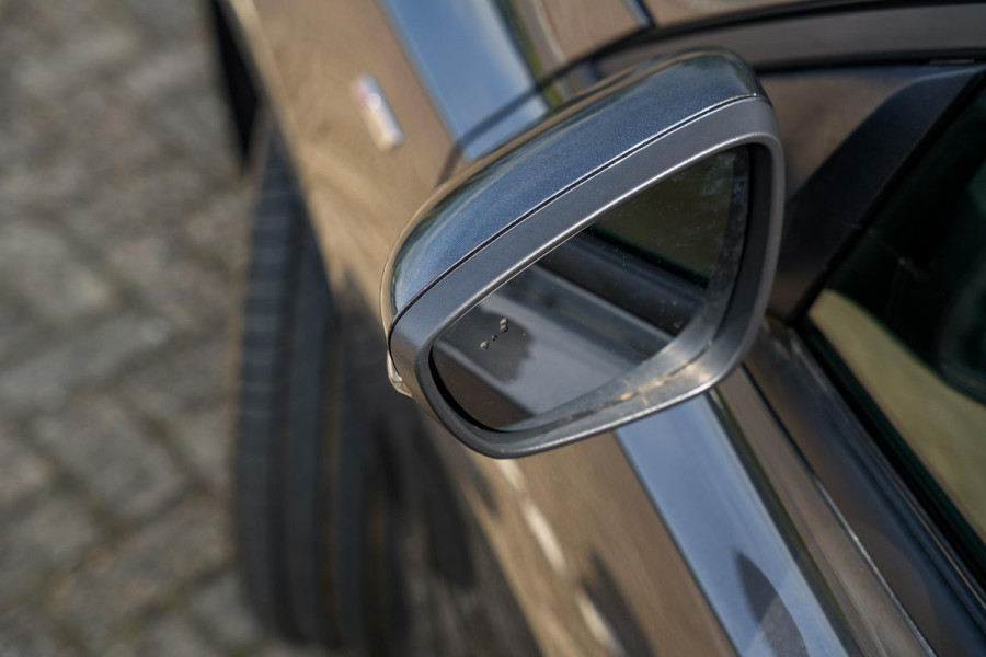 Ford Focus 1.0 EcoBoost Hybrid ST Line Camera Cruise Navigatie DAB+ Keyless