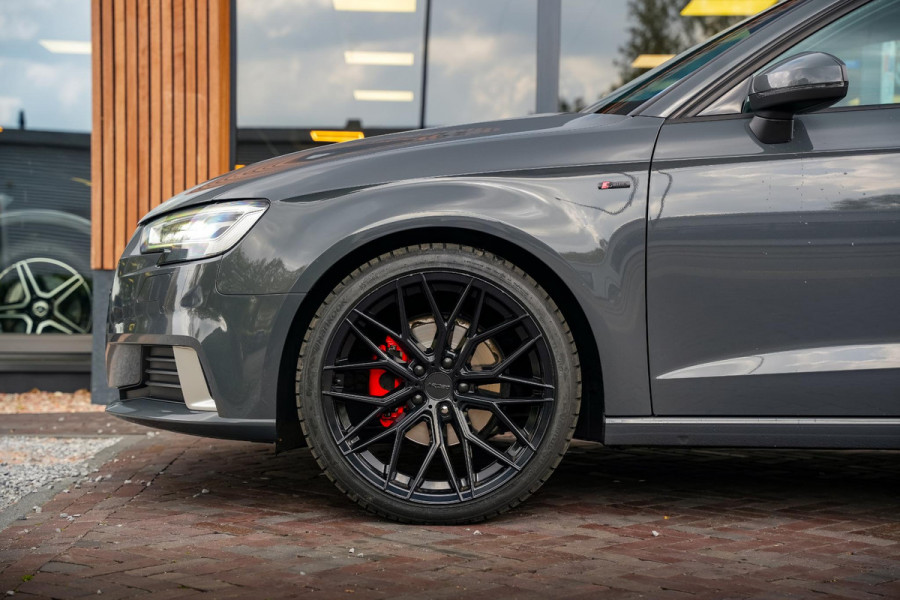 Audi A3 Sportback 35 TFSI CoD Advance Sport S Line Virtual Dash ACC 19" LMV Stoelverw. Clima
