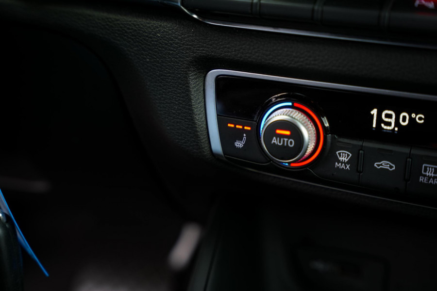 Audi A3 Sportback 35 TFSI CoD Advance Sport S Line Virtual Dash ACC 19" LMV Stoelverw. Clima