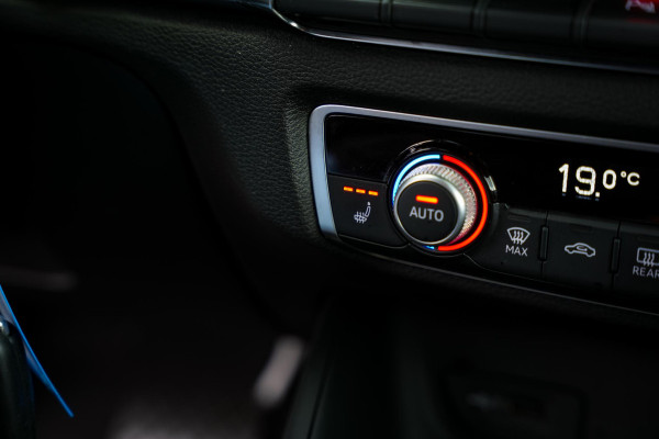 Audi A3 Sportback 35 TFSI CoD Advance Sport S Line Virtual Dash ACC 19" LMV Stoelverw. Clima