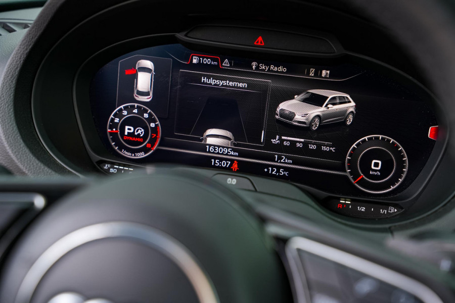 Audi A3 Sportback 35 TFSI CoD Advance Sport S Line Virtual Dash ACC 19" LMV Stoelverw. Clima