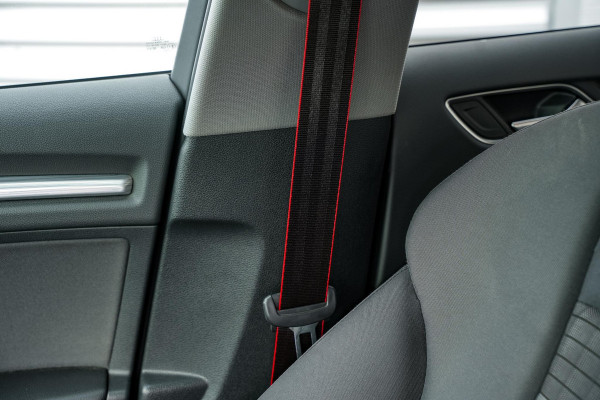 Audi A3 Sportback 35 TFSI CoD Advance Sport S Line Virtual Dash ACC 19" LMV Stoelverw. Clima