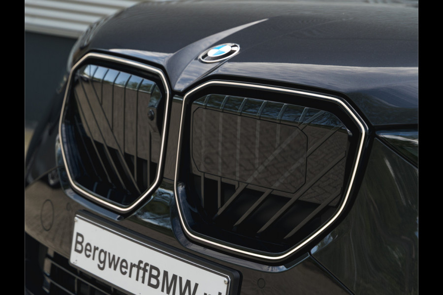 BMW X3 xDrive30e M-Sport Pro - Pano - Trekhaak - Driving Ass Plus - Harman Kardon