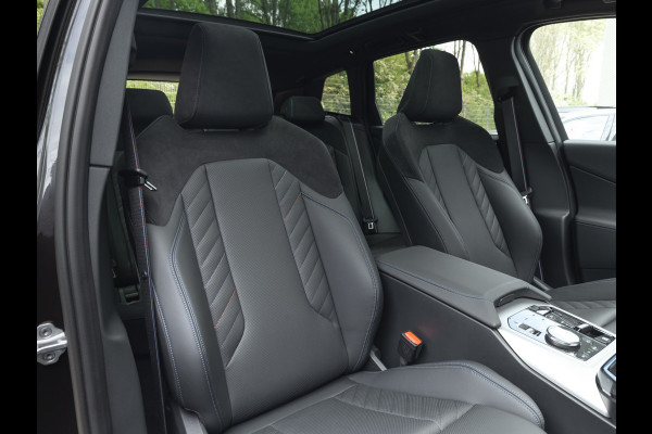 BMW X3 xDrive30e M-Sport Pro - Pano - Trekhaak - Driving Ass Plus - Harman Kardon