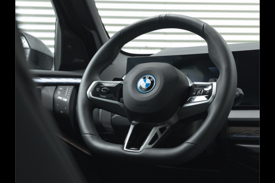 BMW X3 xDrive30e M-Sport Pro - Pano - Trekhaak - Driving Ass Plus - Harman Kardon