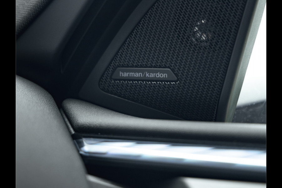 BMW X3 xDrive30e M-Sport Pro - Pano - Trekhaak - Driving Ass Plus - Harman Kardon