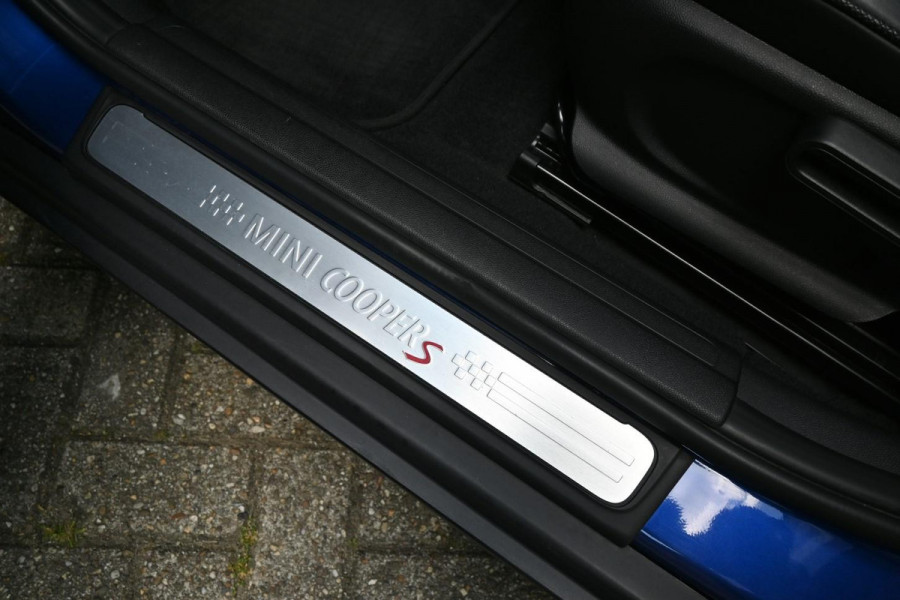 MINI Clubman 2.0 Cooper S Chili Pano Yours Leder ACC '18