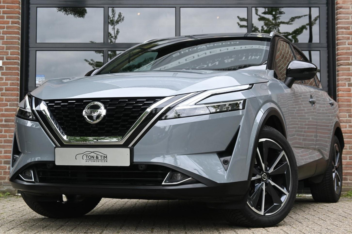 Nissan QASHQAI 1.3 MHEV Xtronic 4WD Tekna+ Plus Trekhaak Leder Pano '22 Nissan QASHQAI 1.3 MHEV Xtronic 4WD Tekna+ Plus Trekhaak Leder Pano '22