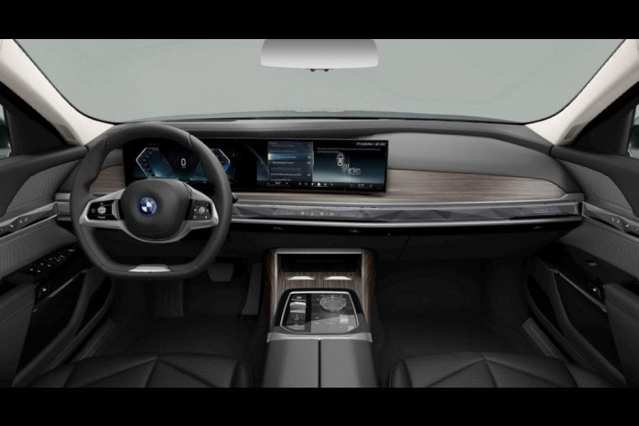 BMW i7 xDrive60 - Stoelverwarming voor + achter - Head-up Display - 106kWh
