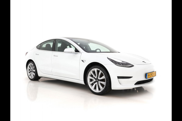Tesla Model 3 Standard RWD Plus 60 kWh [ 3-Fase ] (INCL-BTW) Aut. *PANO | AUTO-PILOT | NAPPA-LEATHER | KEYLESS | FULL-LED | MEMORY-PACK | SURROUND-VIEW | DAB | CARPLAY | DIGI-COCKPIT | LANE-ASSIST | COMFORT-SEATS | 19"ALU*
