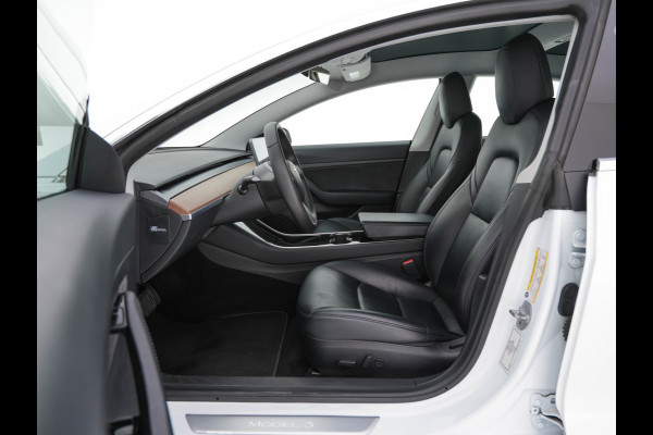 Tesla Model 3 Standard RWD Plus 60 kWh [ 3-Fase ] (INCL-BTW) Aut. *PANO | AUTO-PILOT | NAPPA-LEATHER | KEYLESS | FULL-LED | MEMORY-PACK | SURROUND-VIEW | DAB | CARPLAY | DIGI-COCKPIT | LANE-ASSIST | COMFORT-SEATS | 19"ALU*