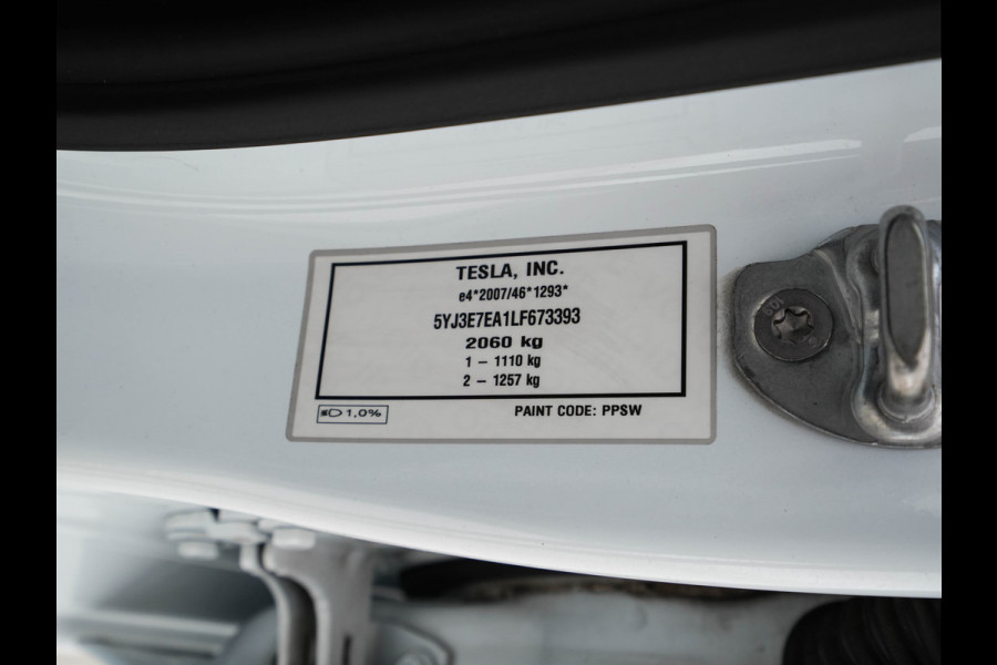 Tesla Model 3 Standard RWD Plus 60 kWh [ 3-Fase ] (INCL-BTW) Aut. *PANO | AUTO-PILOT | NAPPA-LEATHER | KEYLESS | FULL-LED | MEMORY-PACK | SURROUND-VIEW | DAB | CARPLAY | DIGI-COCKPIT | LANE-ASSIST | COMFORT-SEATS | 19"ALU*