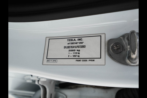 Tesla Model 3 Standard RWD Plus 60 kWh [ 3-Fase ] (INCL-BTW) Aut. *PANO | AUTO-PILOT | NAPPA-LEATHER | KEYLESS | FULL-LED | MEMORY-PACK | SURROUND-VIEW | DAB | CARPLAY | DIGI-COCKPIT | LANE-ASSIST | COMFORT-SEATS | 19"ALU*