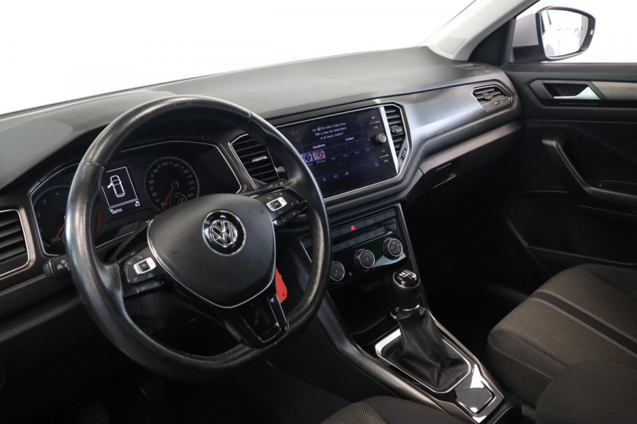Volkswagen T-Roc 1.5 TSI Style 150pk Panoramadak Full-Led 18'lmv