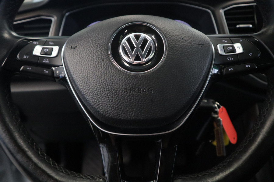 Volkswagen T-Roc 1.5 TSI Style 150pk Panoramadak Full-Led 18'lmv
