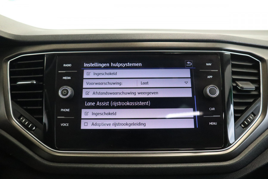 Volkswagen T-Roc 1.5 TSI Style 150pk Panoramadak Full-Led 18'lmv