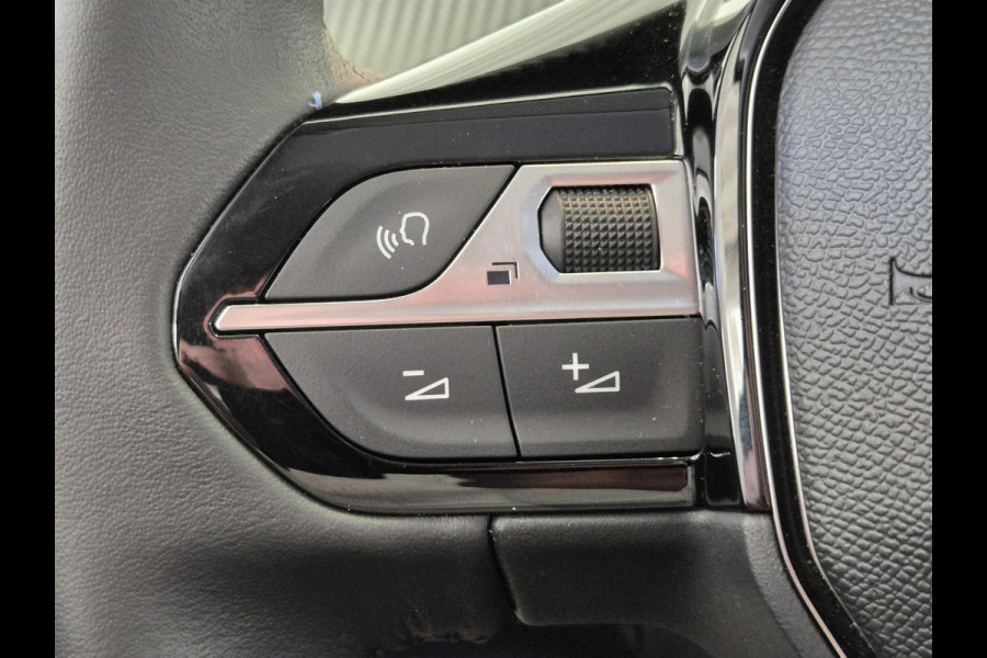 Peugeot 208 1.2 PureTech 100 Allure | Camera voor en achter Apple Carpla/Android Auto | Adaptieve Cruise Control | Dodehoekdetectie