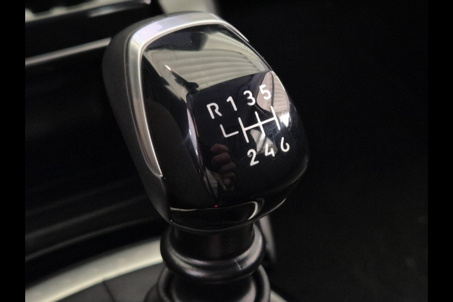 Peugeot 208 1.2 PureTech 100 Allure | Camera voor en achter Apple Carpla/Android Auto | Adaptieve Cruise Control | Dodehoekdetectie