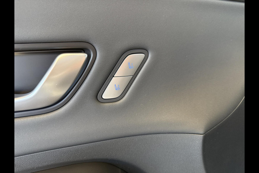 Hyundai Kona 1.6 GDI HEV Premium Sky