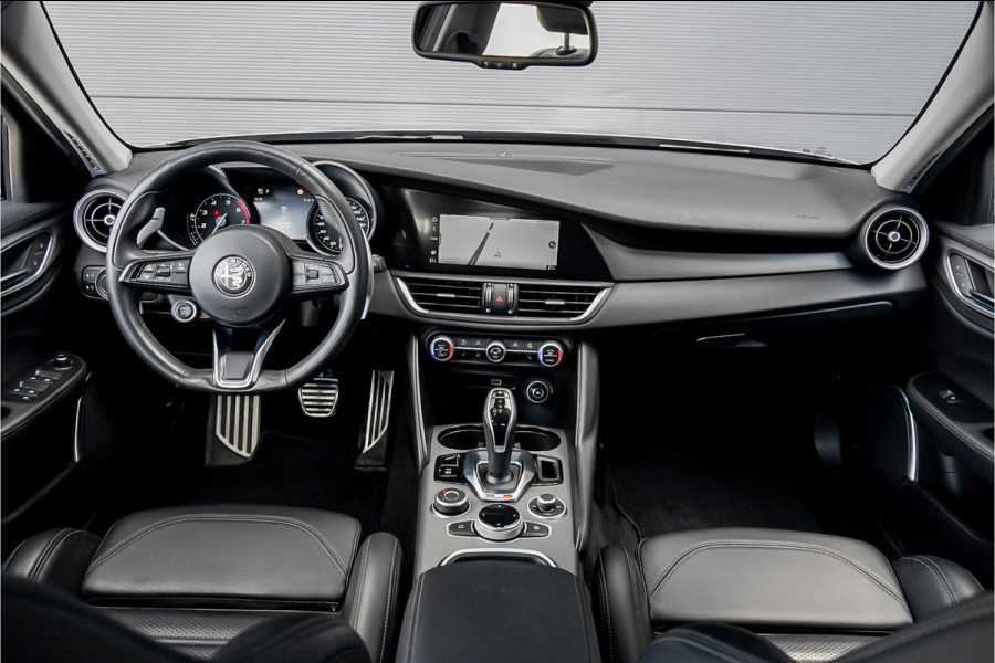 Alfa Romeo Giulia 2.0 T Veloce AWD Facelift CarPlay Leder 19"