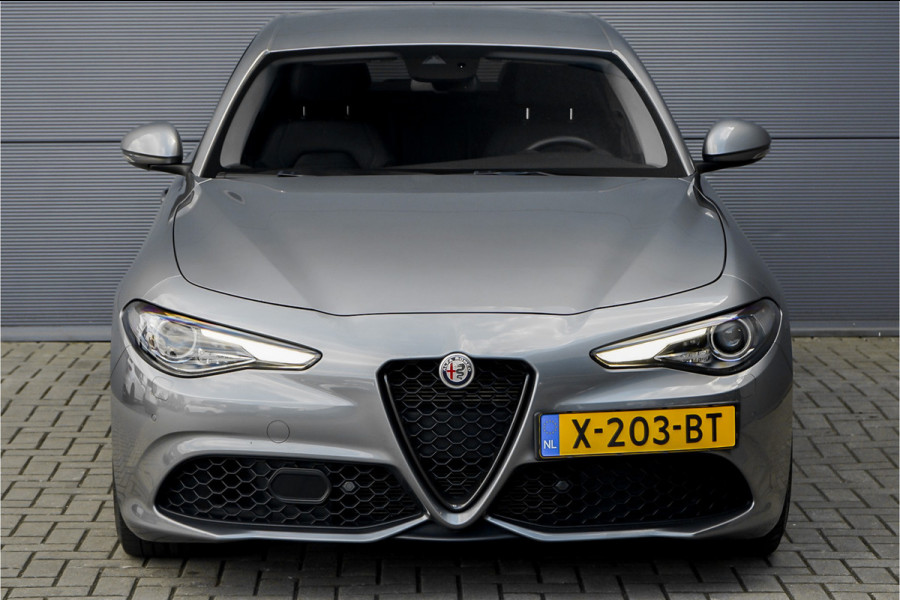 Alfa Romeo Giulia 2.0 T Veloce AWD Facelift CarPlay Leder 19"