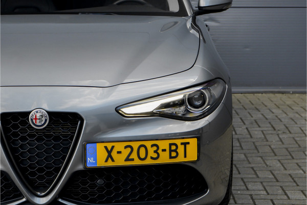 Alfa Romeo Giulia 2.0 T Veloce AWD Facelift CarPlay Leder 19"